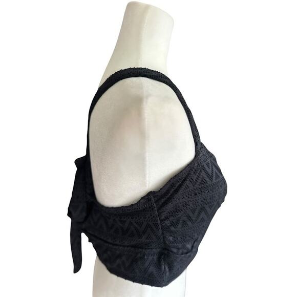 Torrid Bikini Top Womens 2 2X Swimsuit Swim Beach Resort Cruise Black Padded - Picture 4 of 10